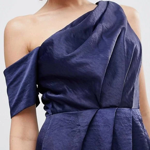 ASOS size 4 evening dress. Navy - Picture 8 of 8